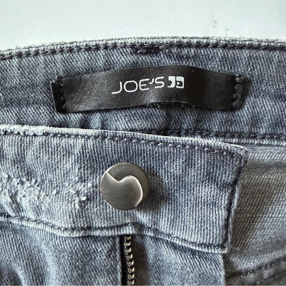 JOE’S JEANS Charlie High Rise Skinny Ankle Distressed Sz 27 Waist 28” Denim Jean - Picture 9 of 16